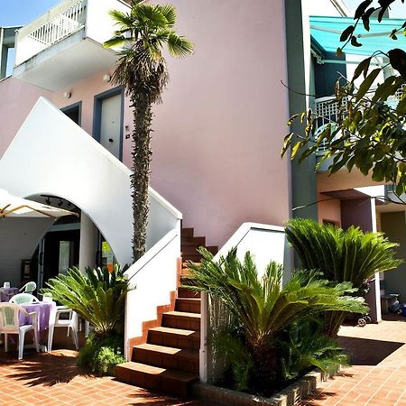 Residence Mediterraneo 산베네데토델트론토 외부 사진