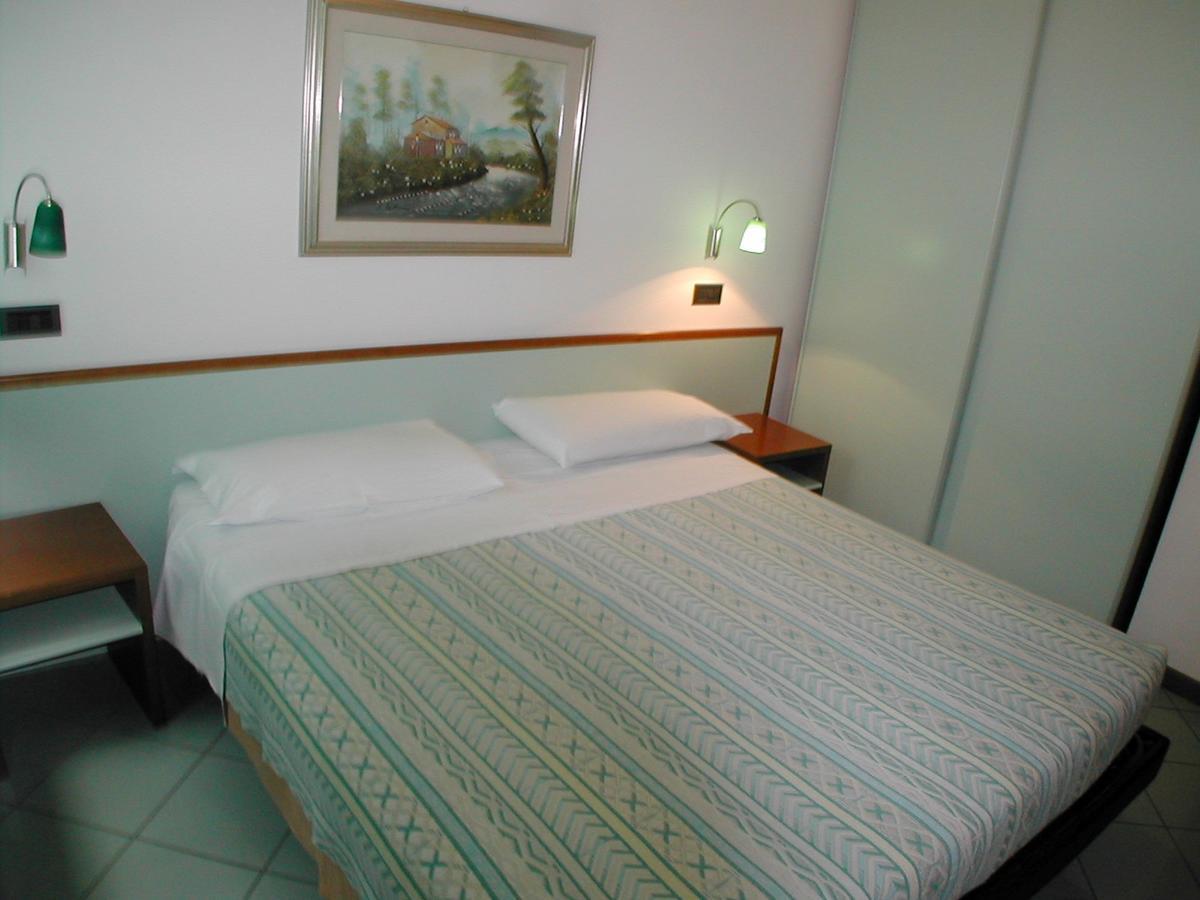 Residence Mediterraneo 산베네데토델트론토 객실 사진
